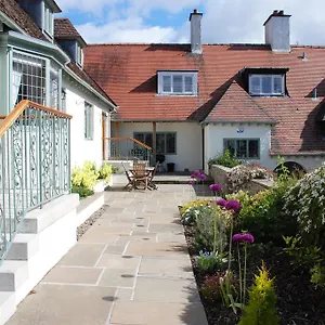 Sandford Country Newport-On-Tay