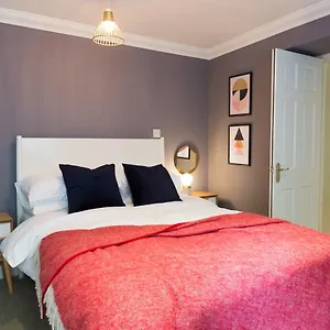 Ceres Newly Refurbished 3 Bedroom In Heart Of Bath